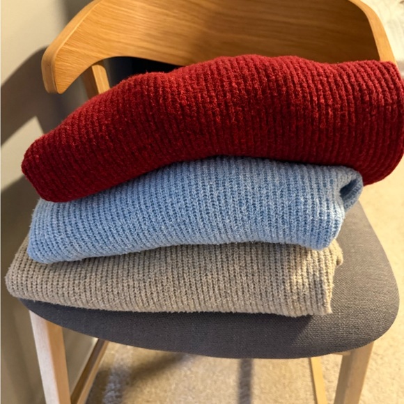 AVA &VIV Women's Cozy Knit V-Neck Pullover Sweater 2X ( set of three) - Picture 4 of 4